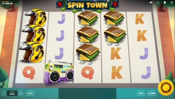 Tính năng tiền thưởng trong Spin Town