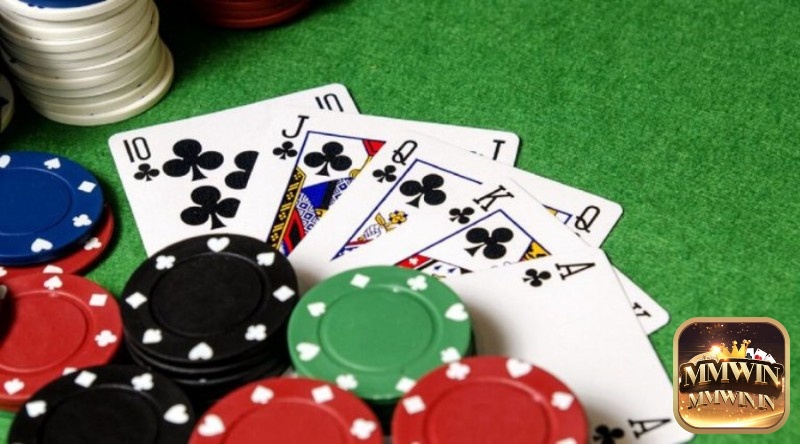Những lưu ý khi chơi bài rác trong Poker là gì?