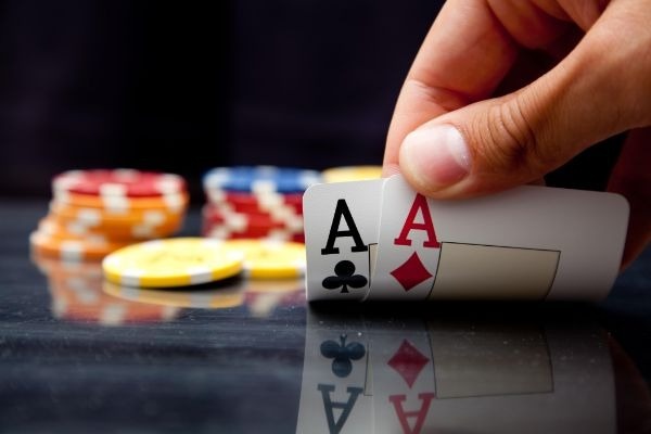 Thứ tự bài poker: Tổng hợp thứ tự 10 nhóm trong bài poker
