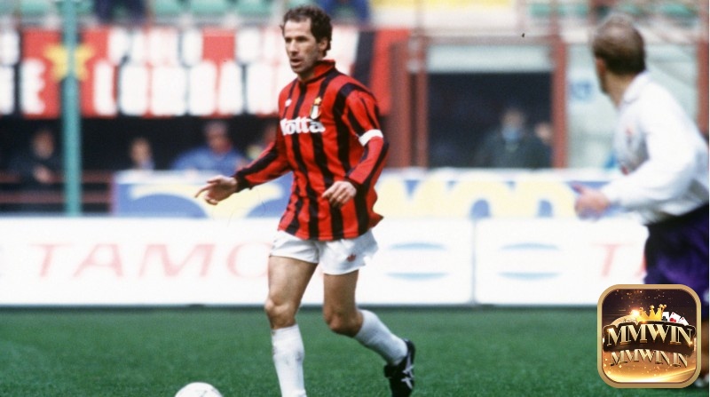 Franco Baresi là một trong những cầu thủ vĩ đại nhất mọi thời đại và được đánh giá là một trong những cầu thủ xuất sắc nhất AC Milan