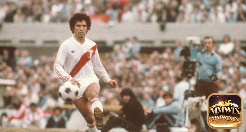 César Cueto được mệnh danh là một tiền vệ đạt được nhiều danh hiệu lớn trong lịch sử - Top 5 tiền vệ hay nhất Copa America