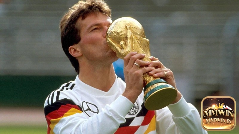 Cầu thủ vĩ đại nhất mọi thời đại Franz Beckenbauer - Đức