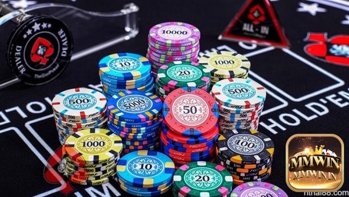 Cùng MMWIN tìm hiểu 1 chip trong poker bao nhiêu tiền nhé!