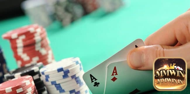 MMWIN chia sẻ các cách đánh bài poker hay để tăng buy in
